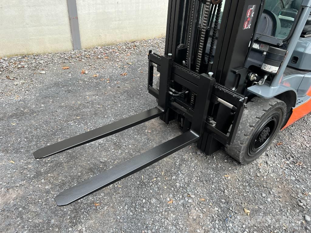 Toyota 02-8FGF25 LPG gaffeltrucks