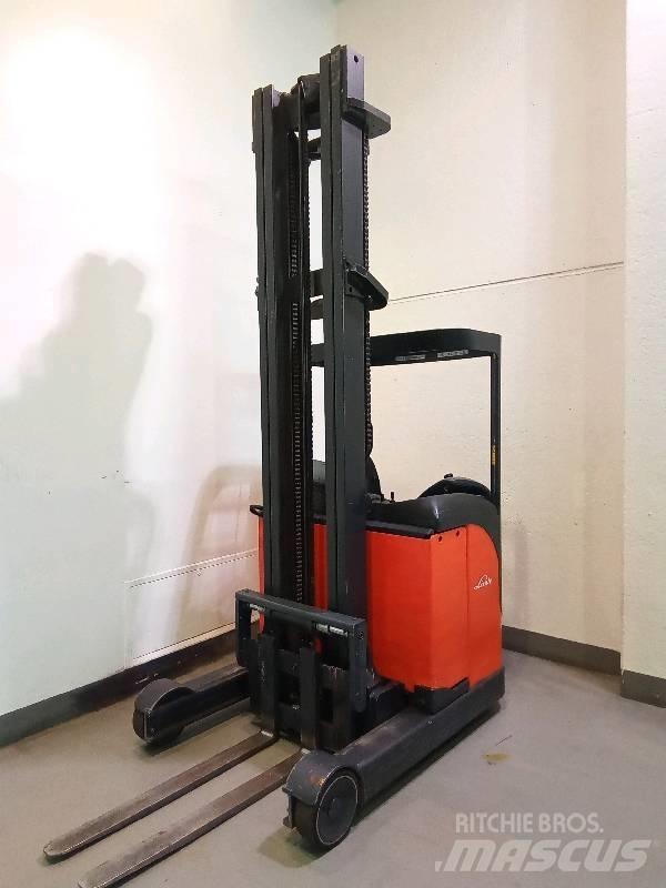 Linde R 16 Reachtruck