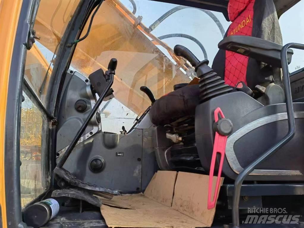 Hyundai 30 L-9 A Gravemaskiner på larvebånd