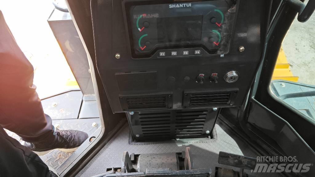 Shantui SD 22 Bulldozer på larvebånd