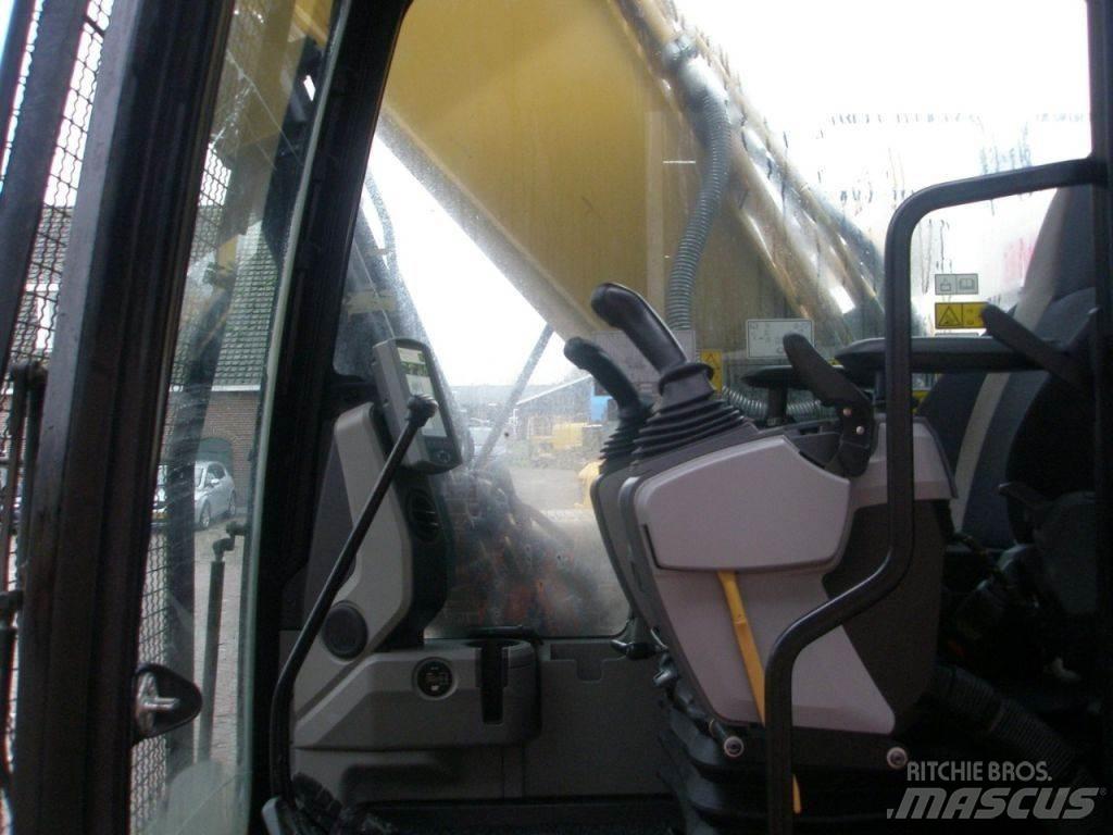 CAT 326FL Gravemaskiner på larvebånd