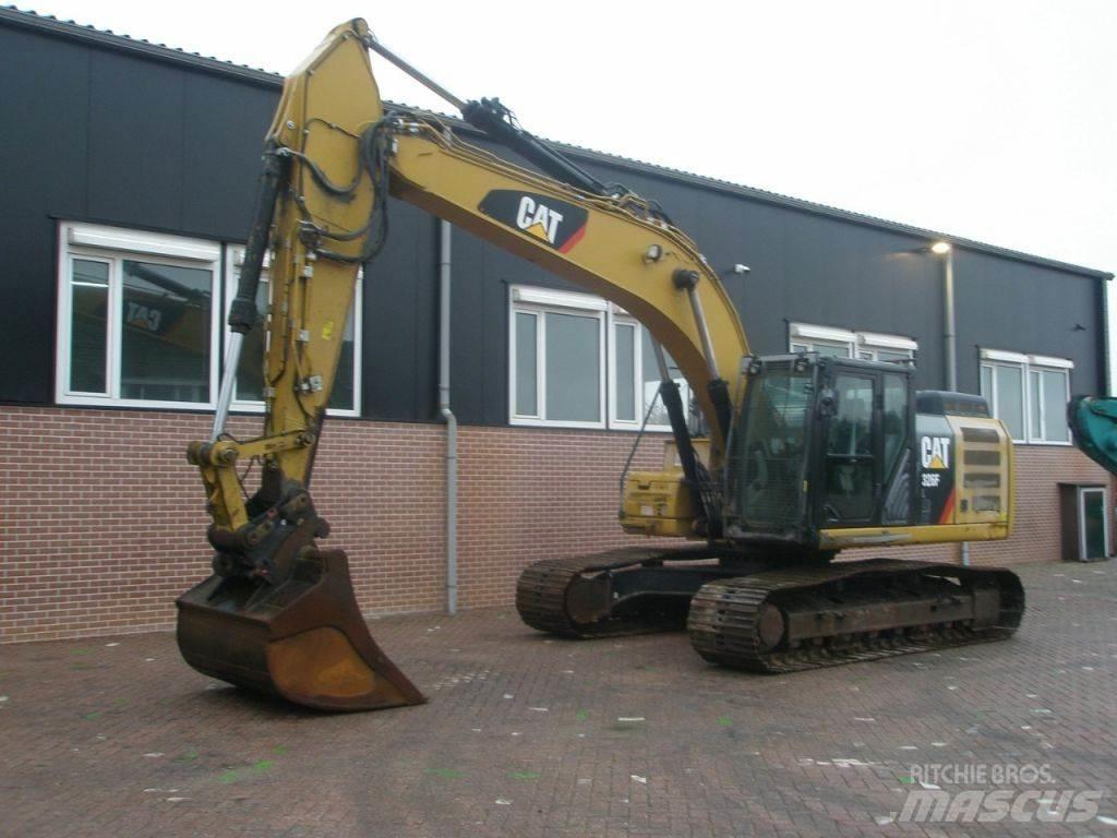 CAT 326FL Gravemaskiner på larvebånd