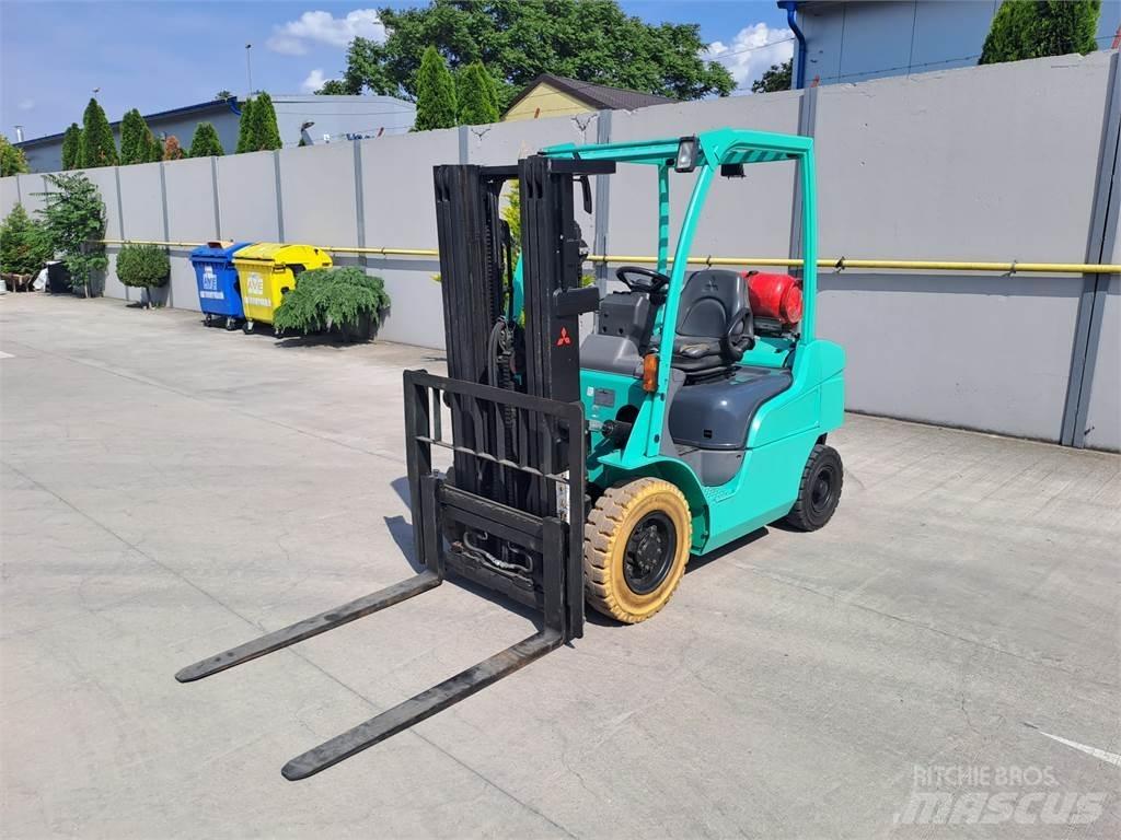 Mitsubishi FG25N LPG gaffeltrucks