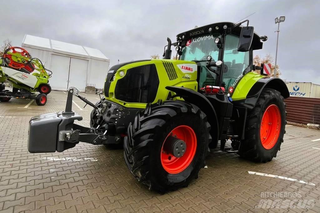 CLAAS Axion 850 Traktorer