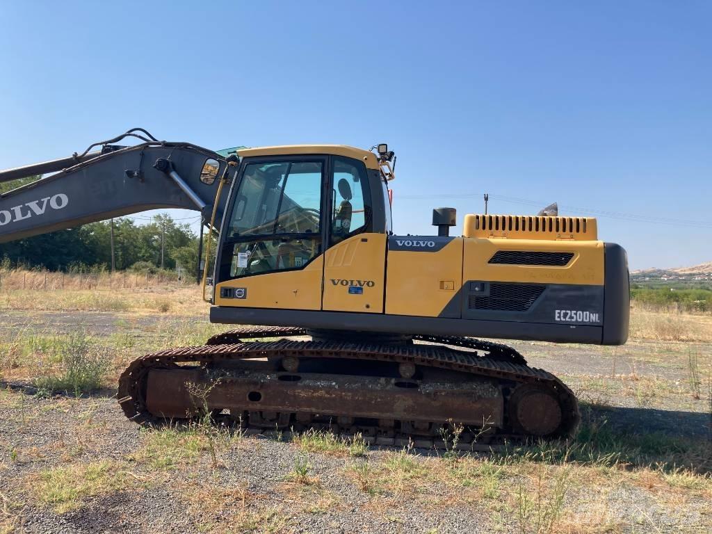Volvo EC 250 D N L Gravemaskiner på larvebånd