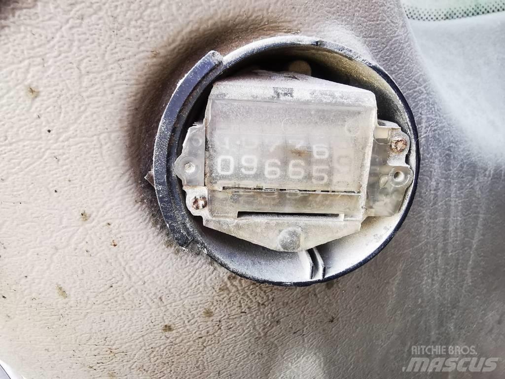 Volvo EC 210 C L Gravemaskiner på larvebånd