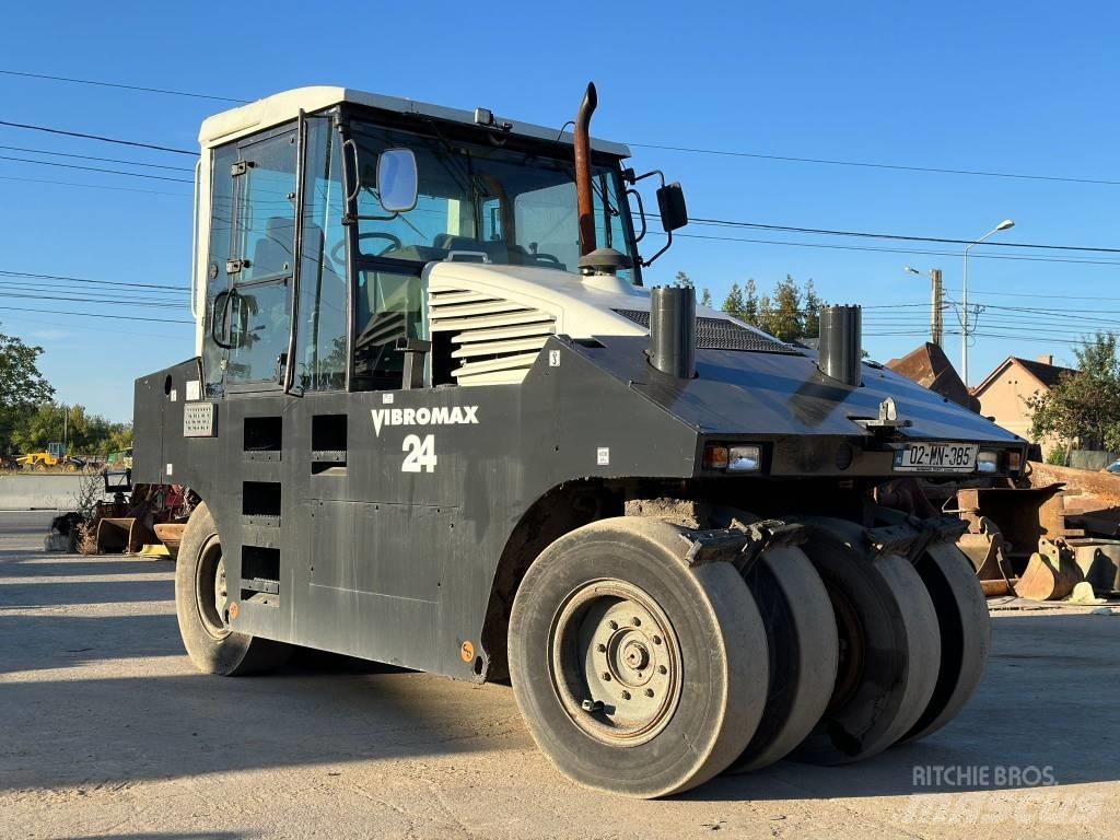 Vibromax W2400 Tromle med luftdæk