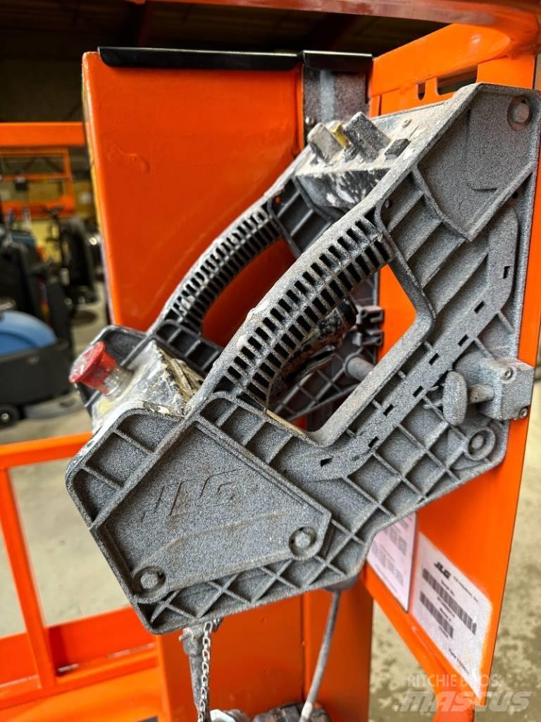 JLG 1230 ES Saxlifte