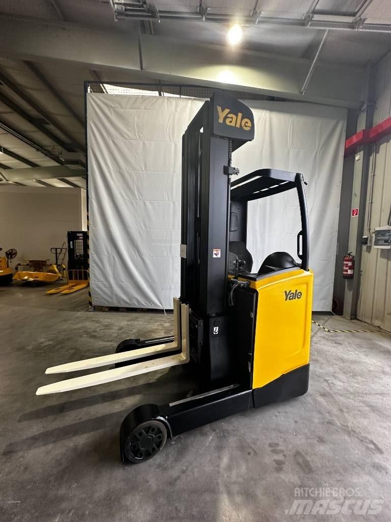 Yale MR16 Reachtruck