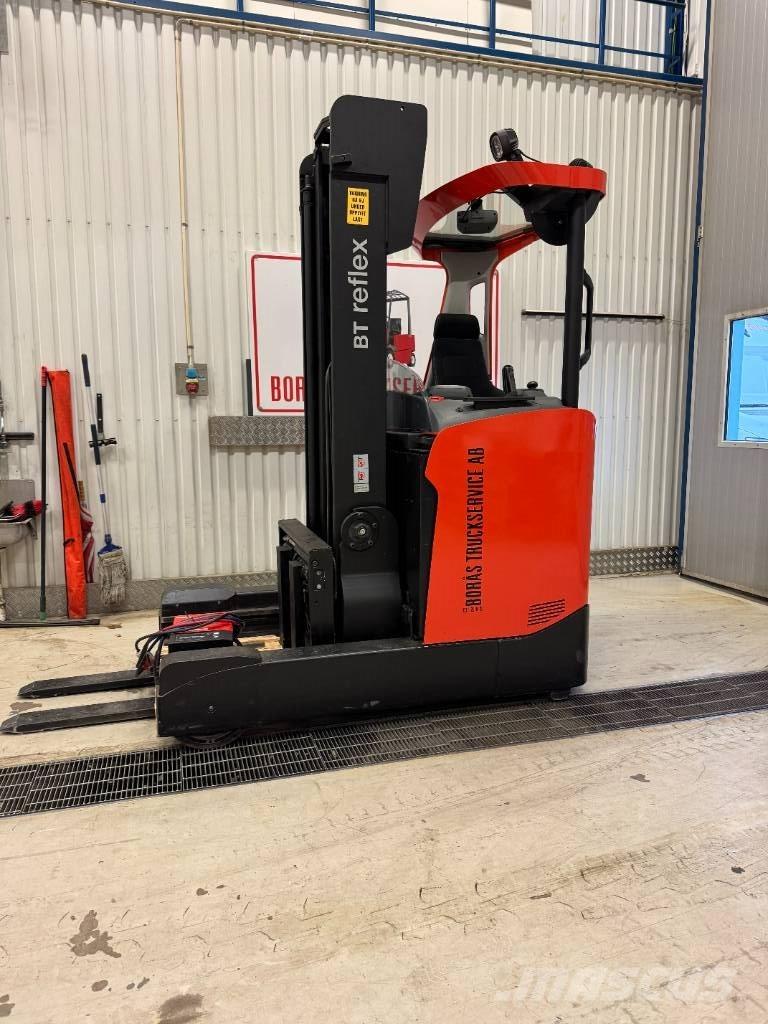 BT truck RRE 200 H Reachtruck