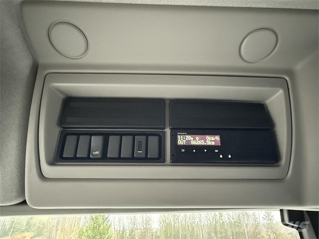 Volvo FE320 4X2 Fast kasse