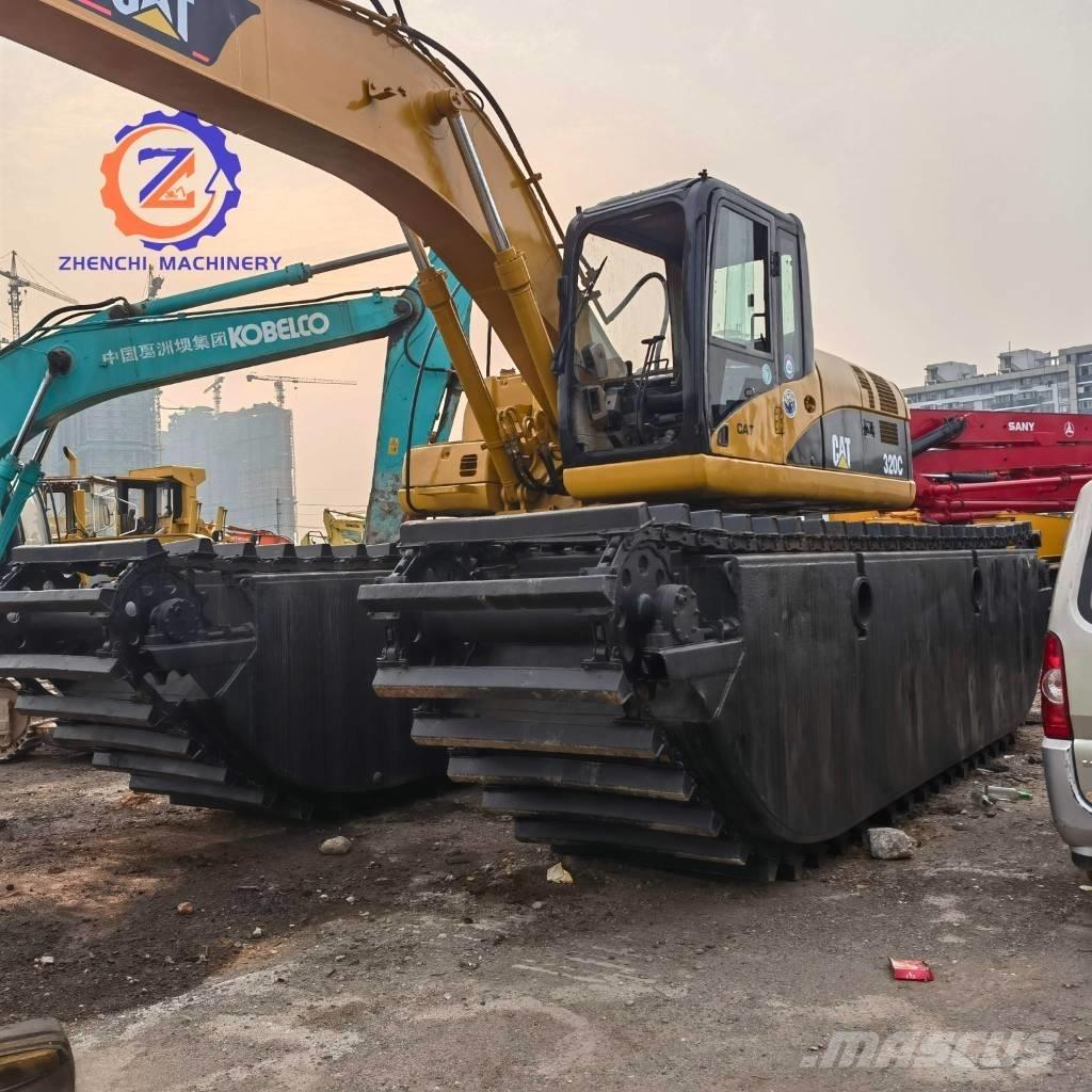 CAT 320 C Amfibiegravemaskine