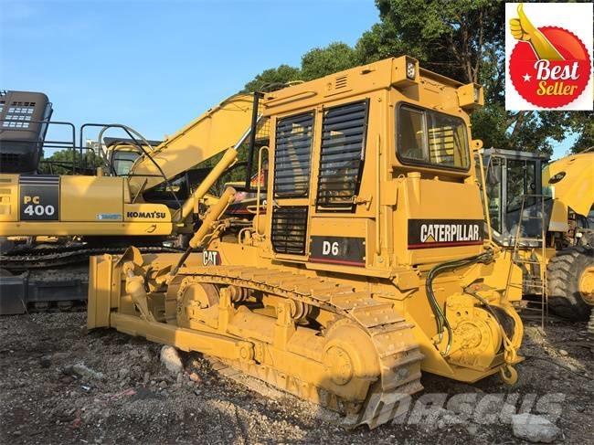 CAT D 6 D Bulldozer på larvebånd