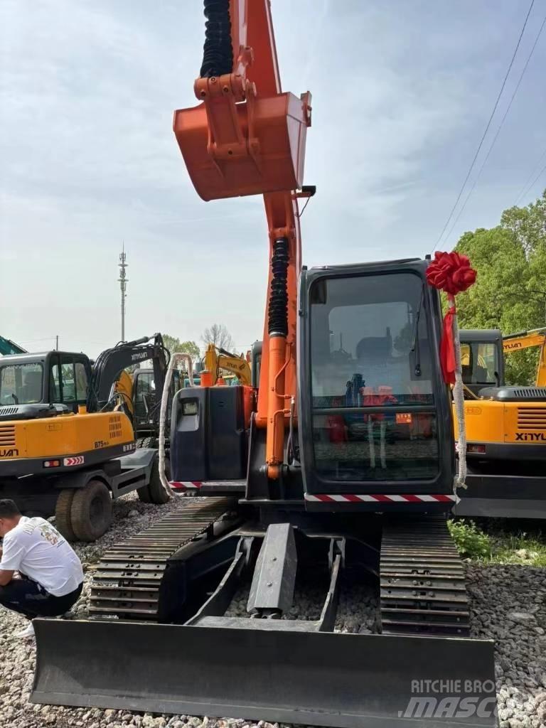 Hitachi ZX 70 Gravemaskiner på larvebånd
