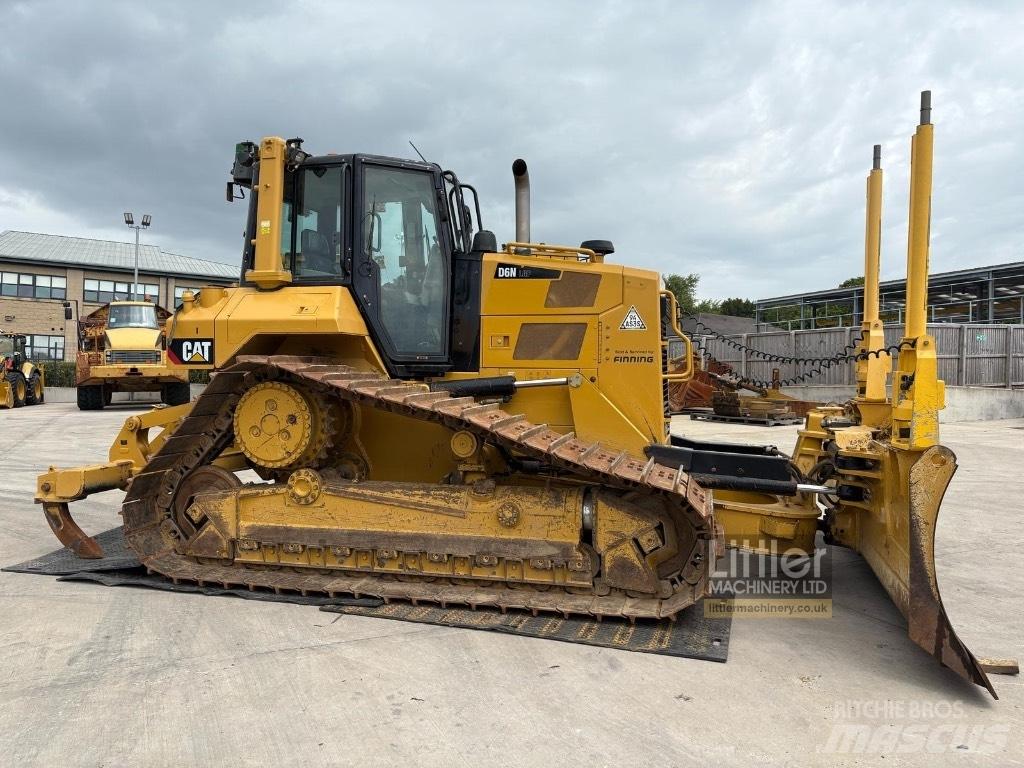 CAT D 6 N LGP Bulldozer på larvebånd