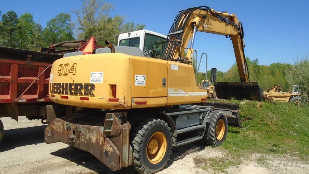 Liebherr A 904 C Gravemaskiner på hjul