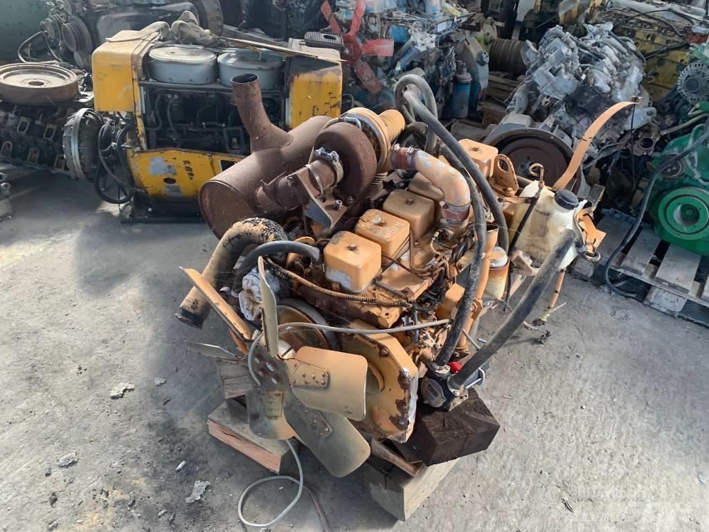 CASE 6T-590 Motorer