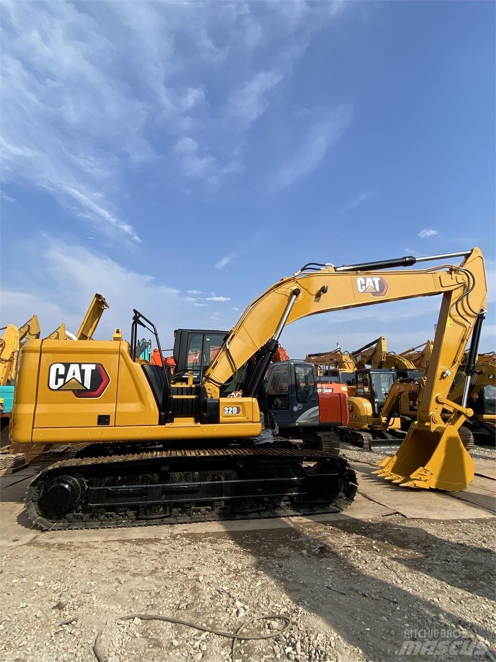 CAT 320 Gravemaskiner på larvebånd