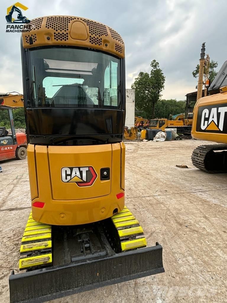 CAT 302 Minigravemaskiner