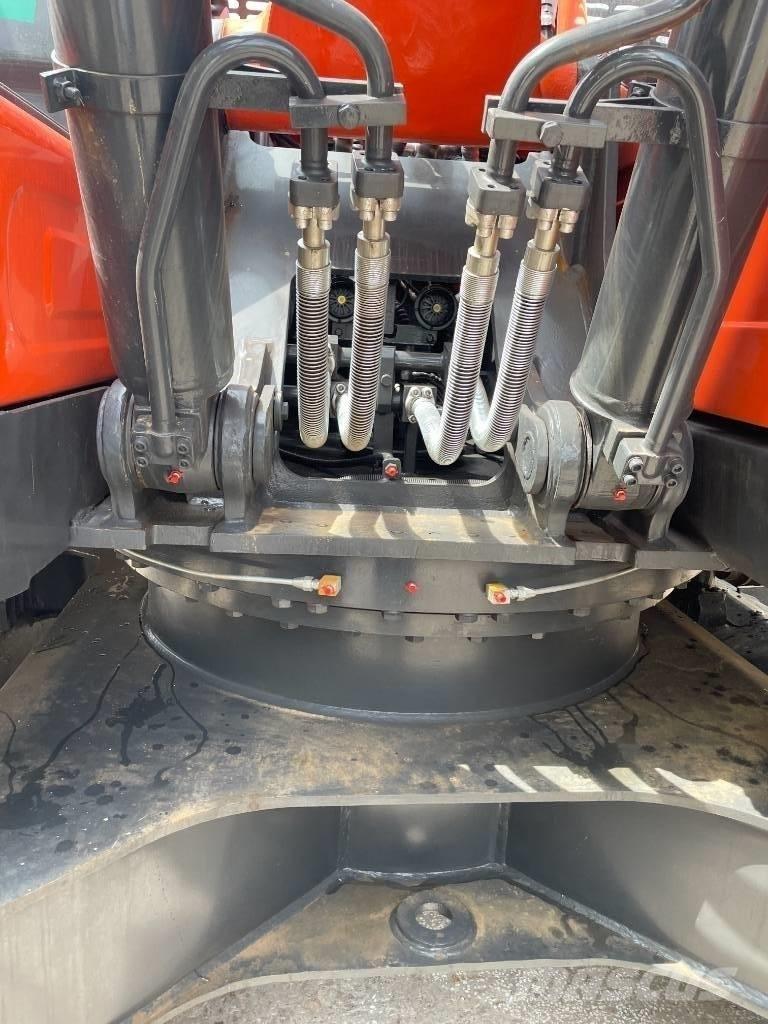 Doosan DX 225 Midi-gravemaskiner 7t - 12t