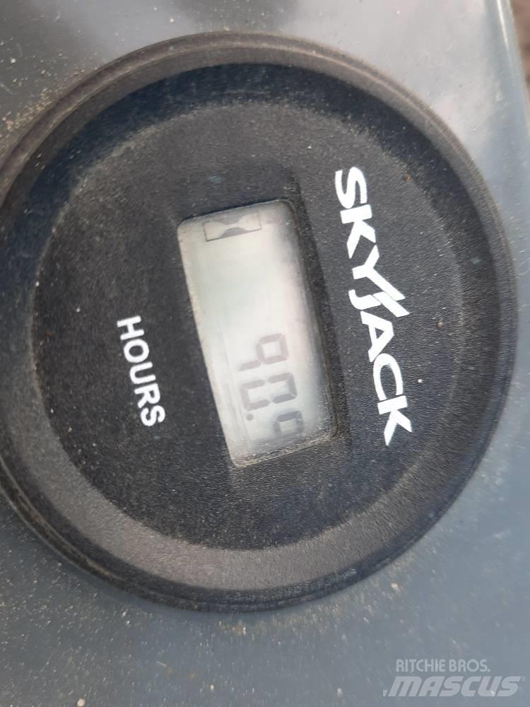 SkyJack SJ 3219 Saxlifte