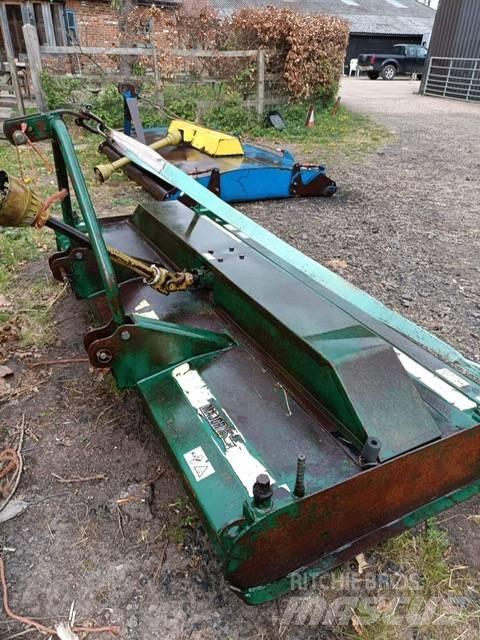 Major 8400 TOPPER Græsklippere og skårlæggere