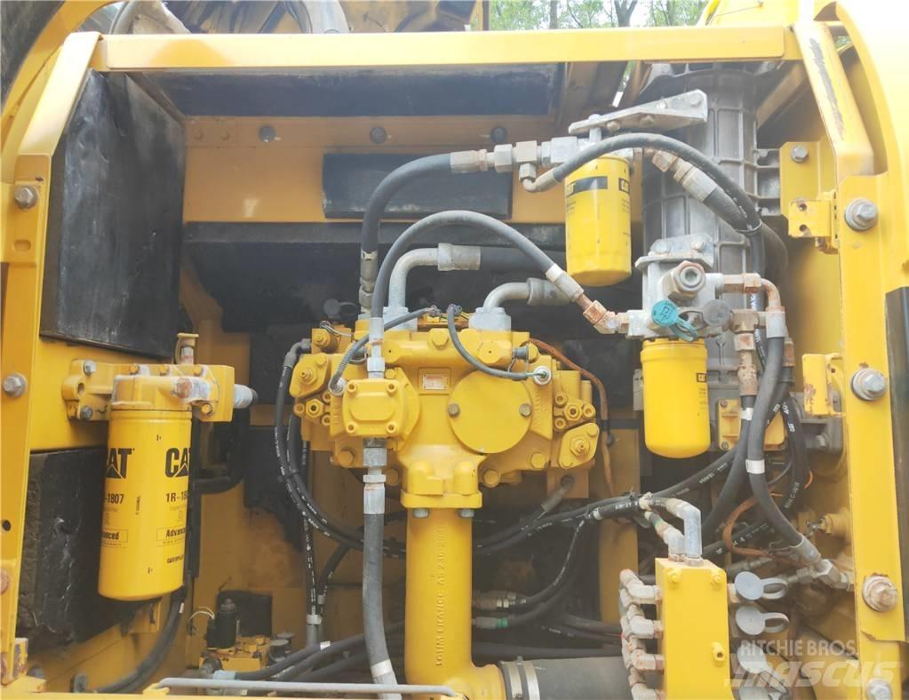 CAT 329 D Gravemaskiner på larvebånd