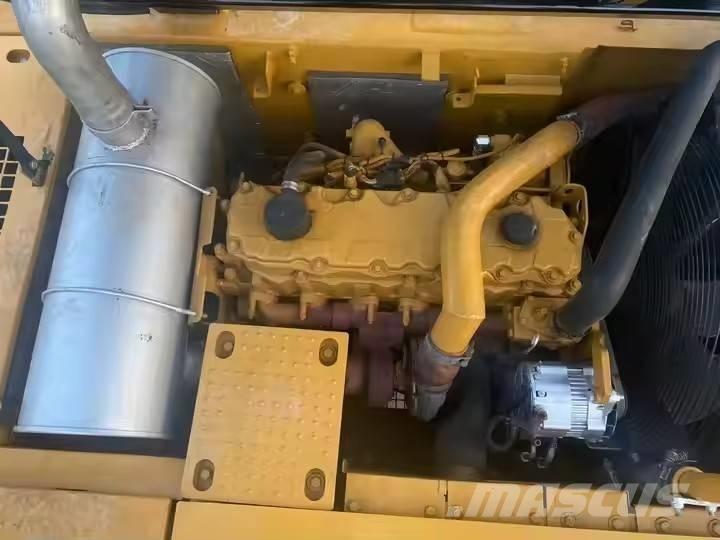 CAT 325 D Gravemaskiner på larvebånd