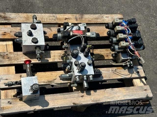 SkyJack SJ 8831 Saxlifte