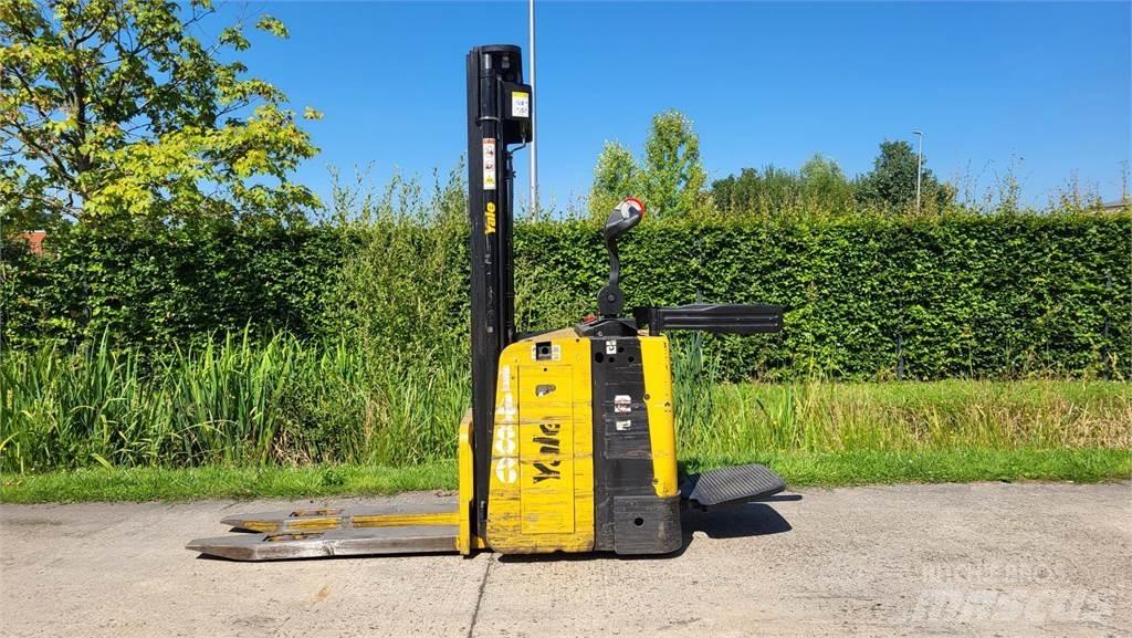 Yale MS15X 2017 Gaffelstabler med gående fører