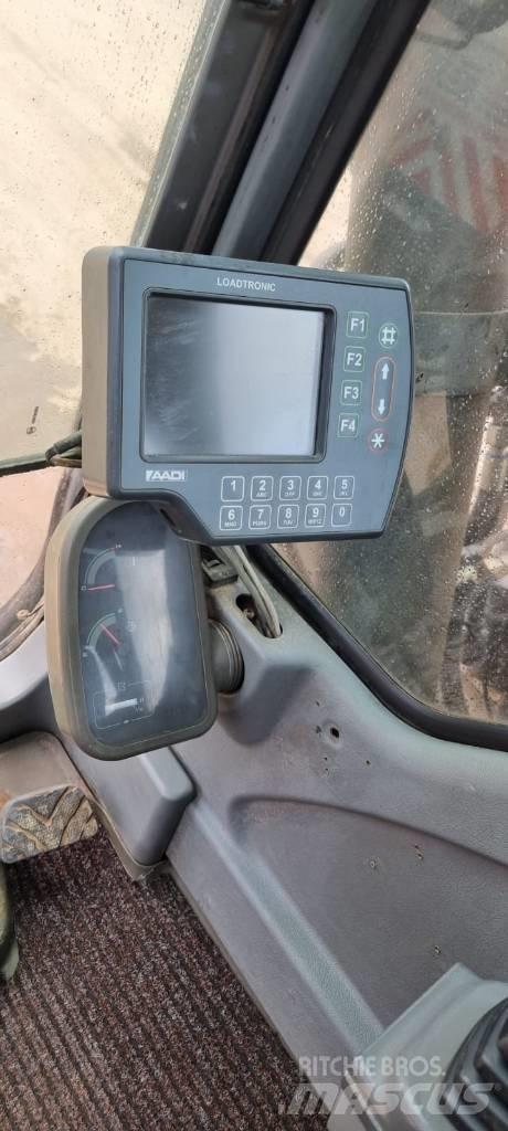 Volvo EC 210 B Gravemaskiner på larvebånd