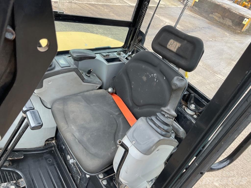 CAT 302.7 D CR Minigravemaskiner