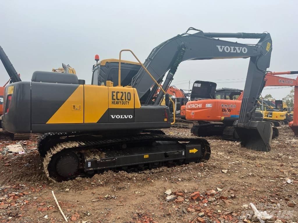 Volvo EC 210 B LC Gravemaskiner på larvebånd