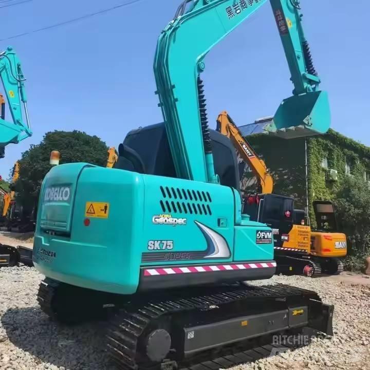 Kobelco SK75 Gravemaskiner på larvebånd