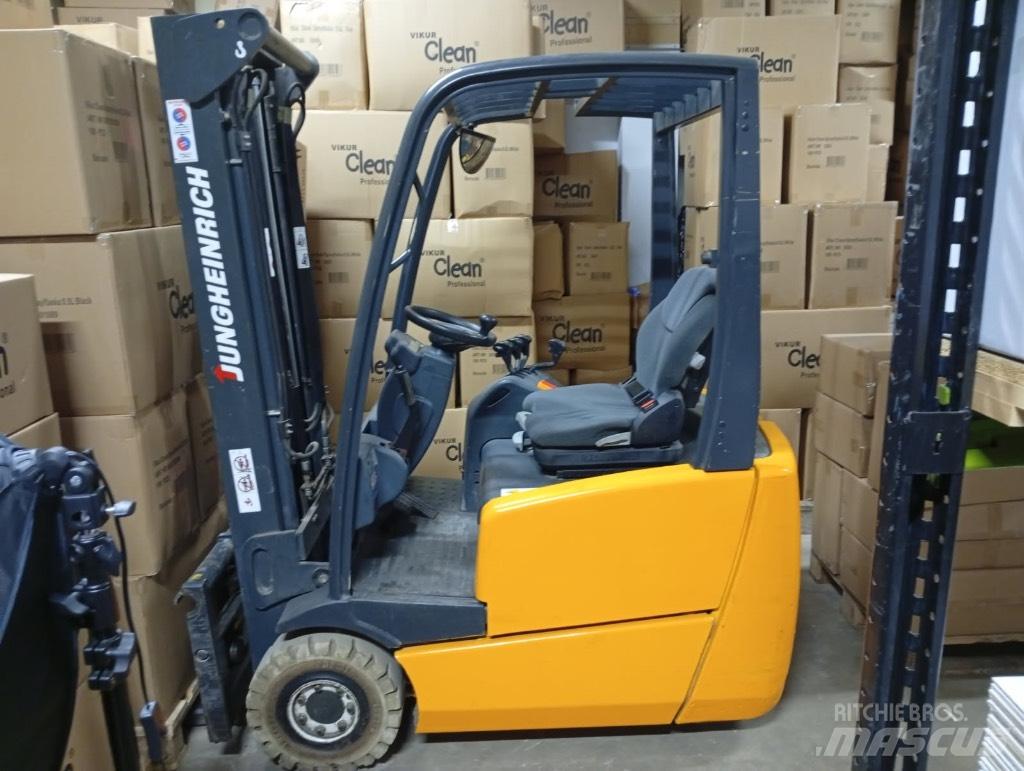 Jungheinrich EFG213 El gaffeltrucks