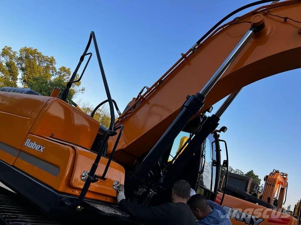 Hyundai 220 LC -9S Gravemaskiner på larvebånd