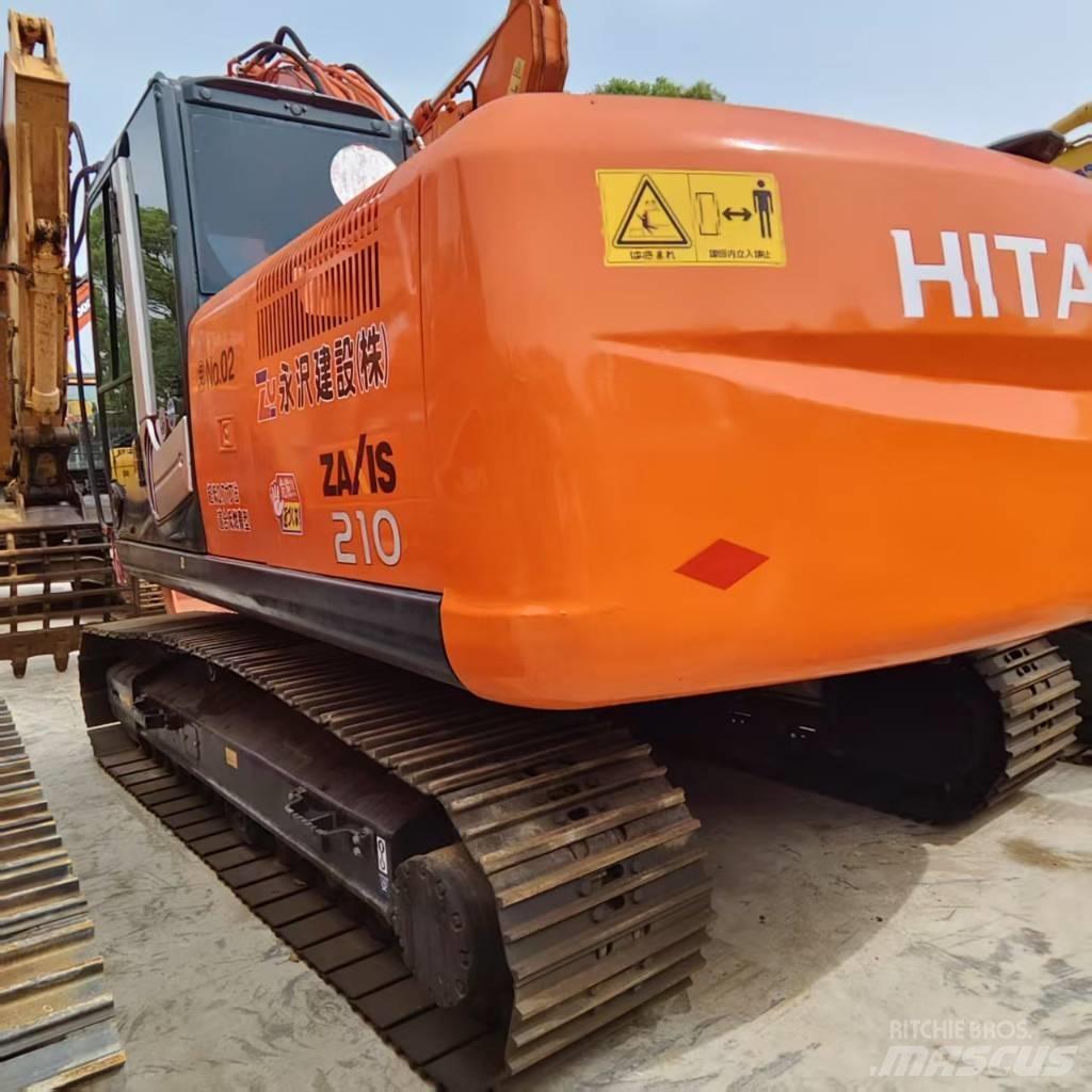 Hitachi ZX 210 Gravemaskiner på larvebånd