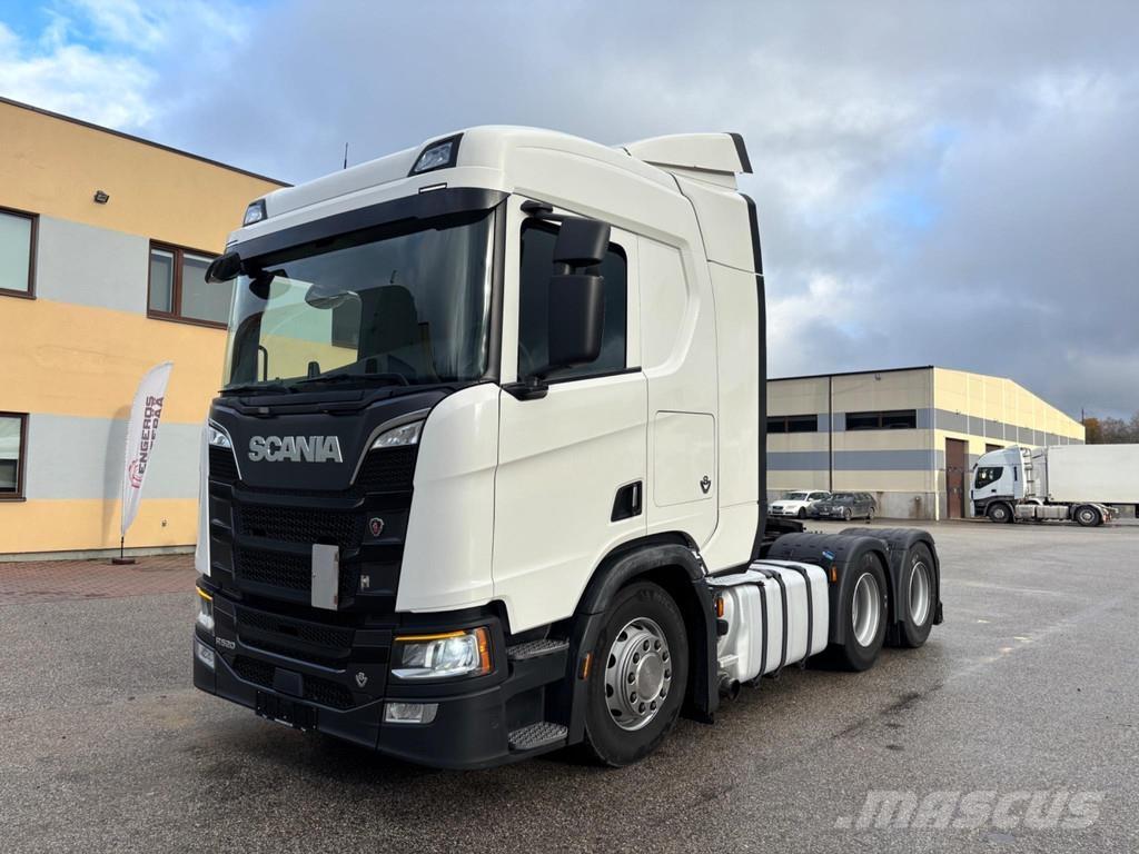 Scania R520 6X4 V8 Trækkere