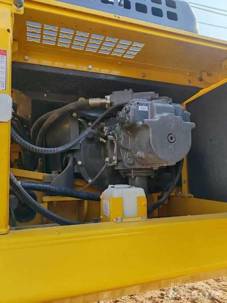 Komatsu 450-8 Gravemaskiner på larvebånd