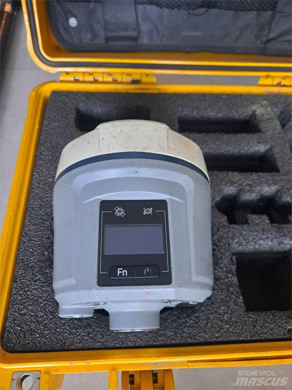  CHC i80 GNSS Instrumenter, måle- og automatiseringsudstyr