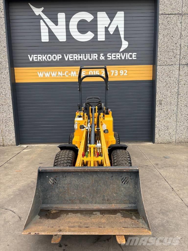 Knikmops KM 130 Læssemaskiner på hjul