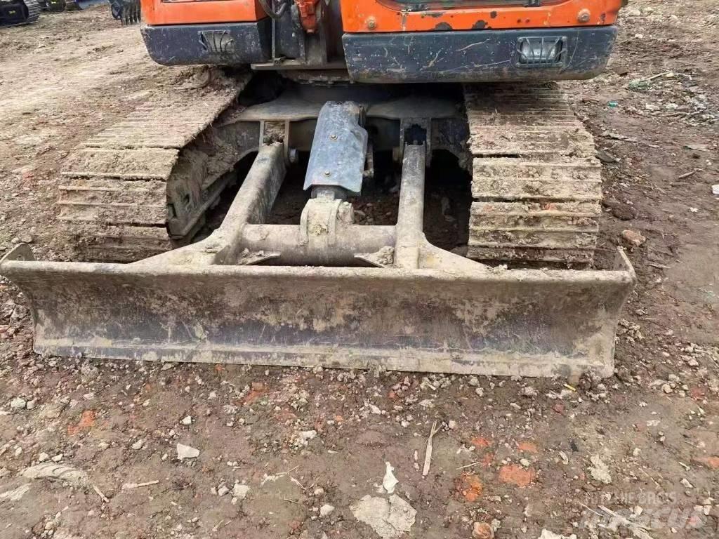 Doosan DX 75-9 Gravemaskiner på larvebånd