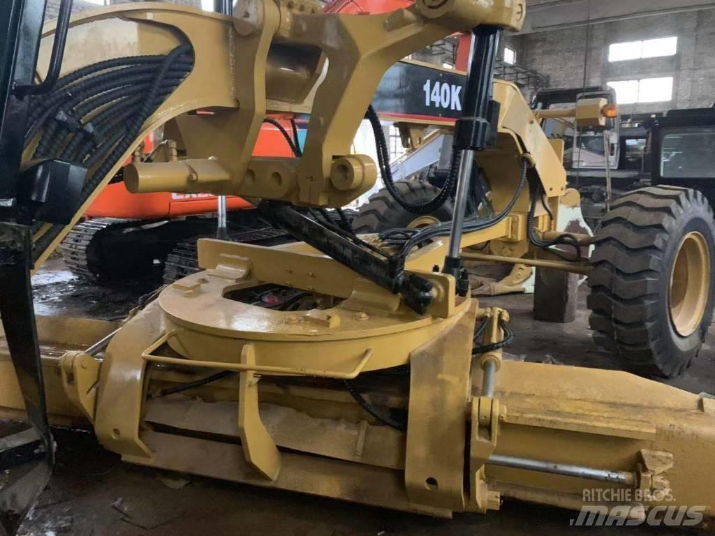 CAT 140 K Vejhøvle / Gradere