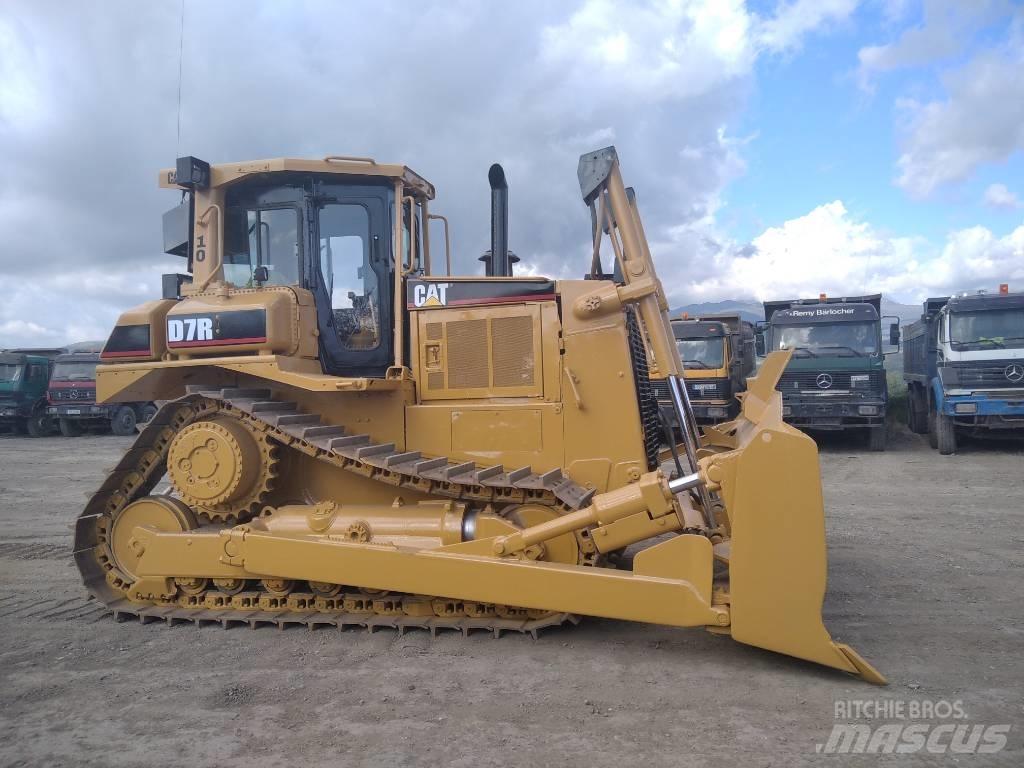 CAT D 7 R Bulldozere