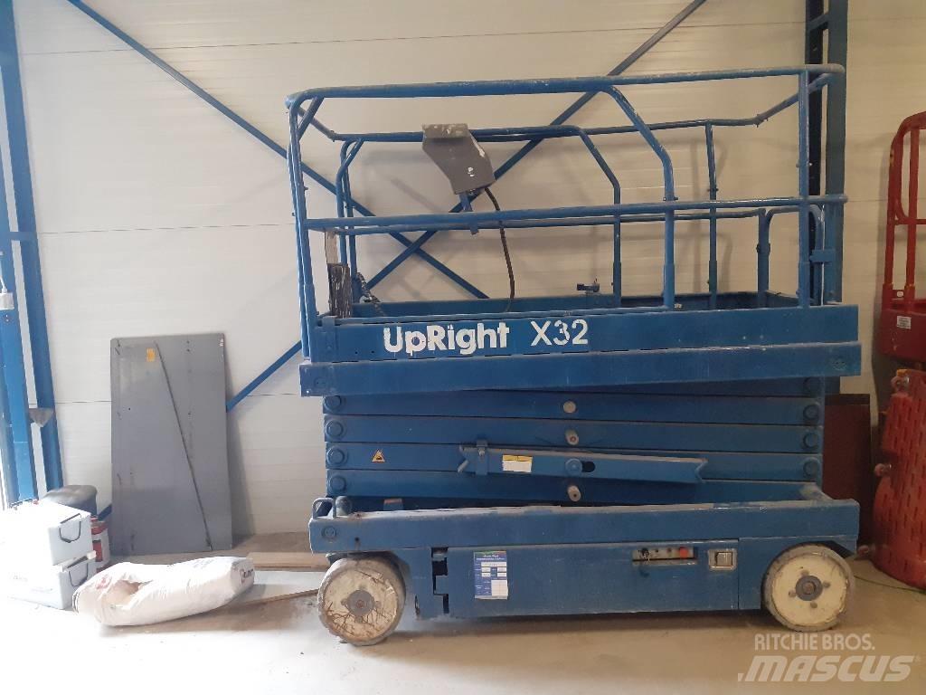 UpRight X 32 Saxlifte