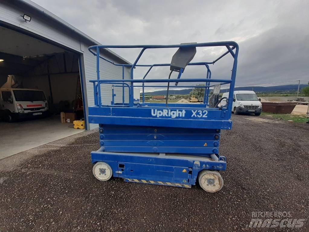 UpRight X 32 Saxlifte