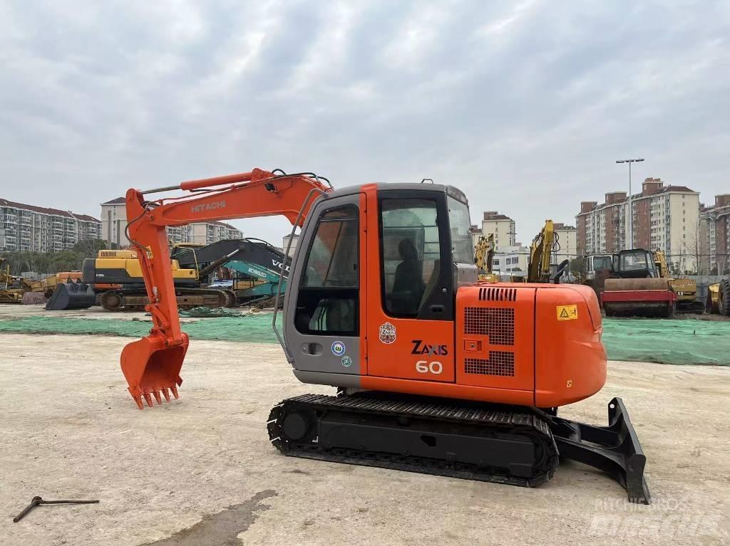 Hitachi ZX 60 Minigravemaskiner
