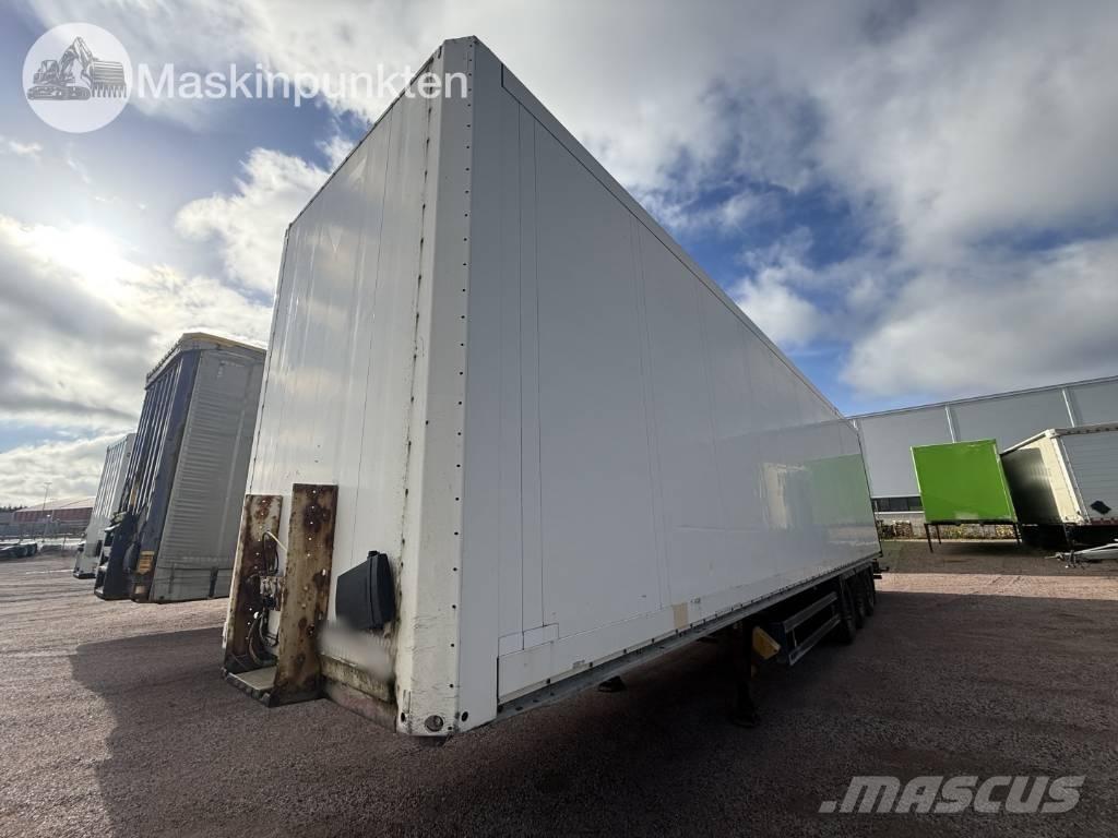 Schmitz SKO 24 Semi-trailer med fast kasse