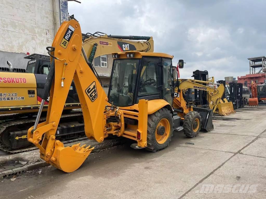 JCB 3CX Rendegravere
