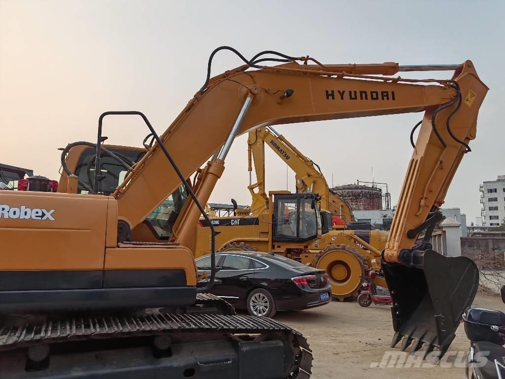 Hyundai 220LC-9s Gravemaskiner på larvebånd